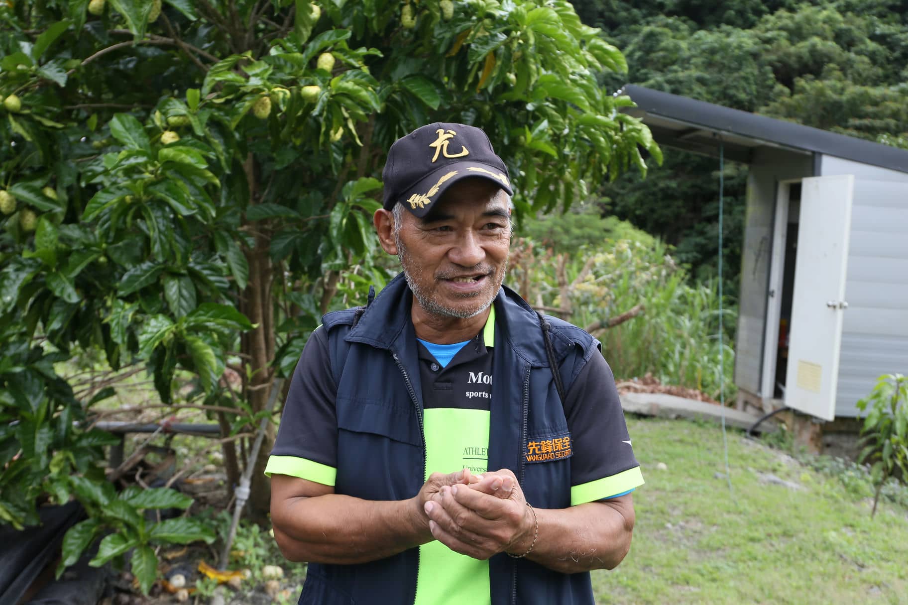 尤國榮大哥過去擔任員警，退休前就開始研究鰻魚養殖，15年來慢慢摸索出養殖高品質鰻魚的方式與環境。