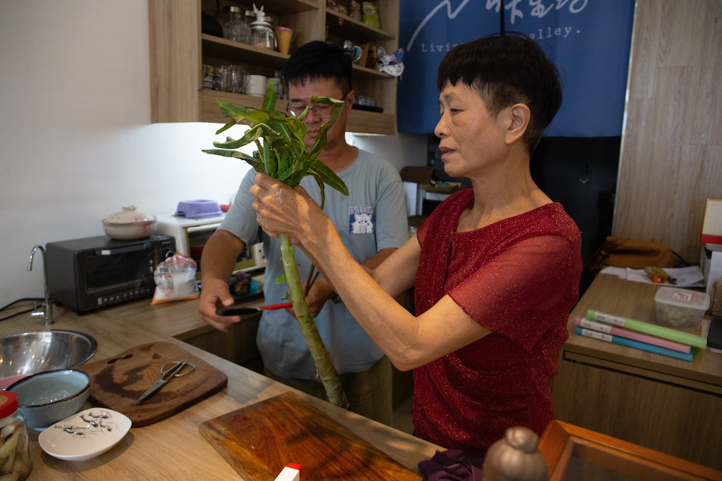 南島秧滿田農夫家千的媽媽─羅金英