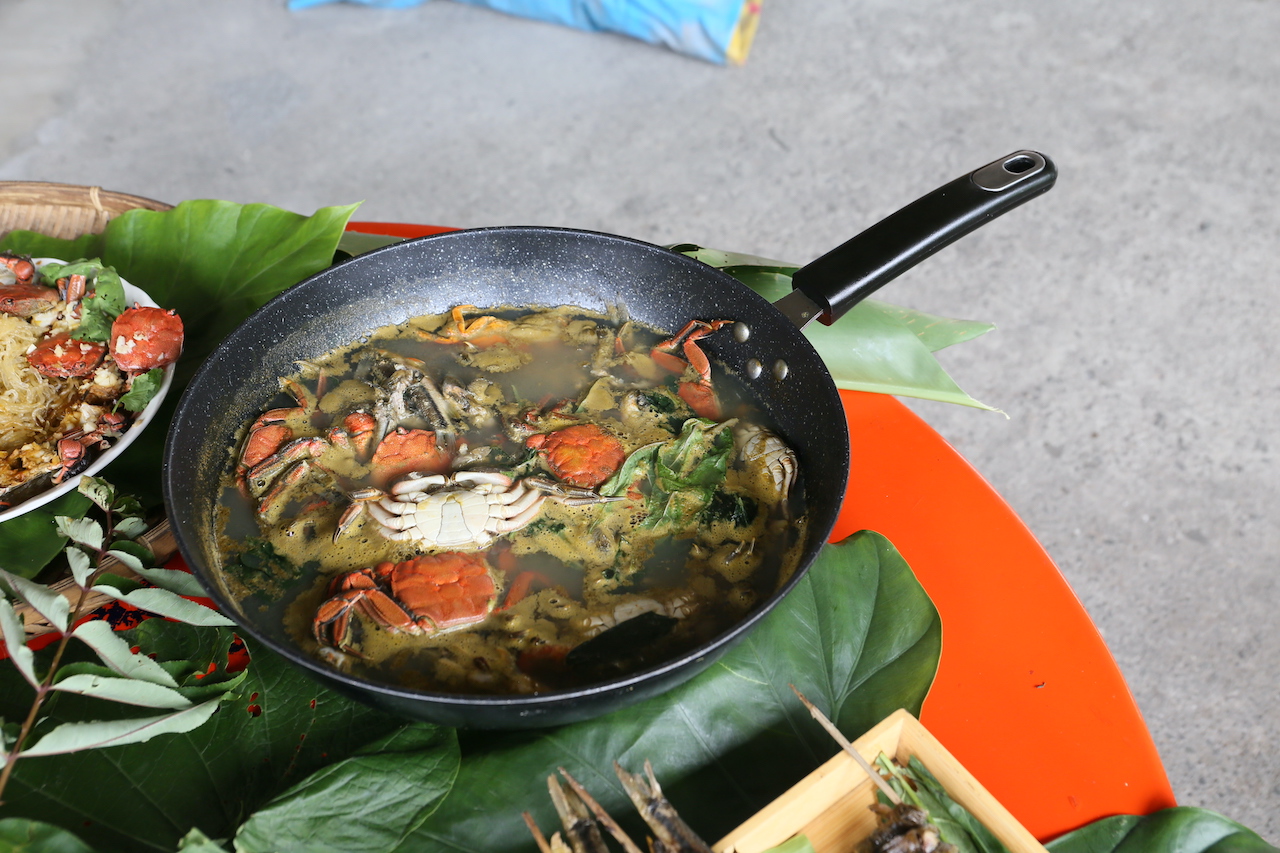 大圓葉胡椒溪魚溪蟹湯