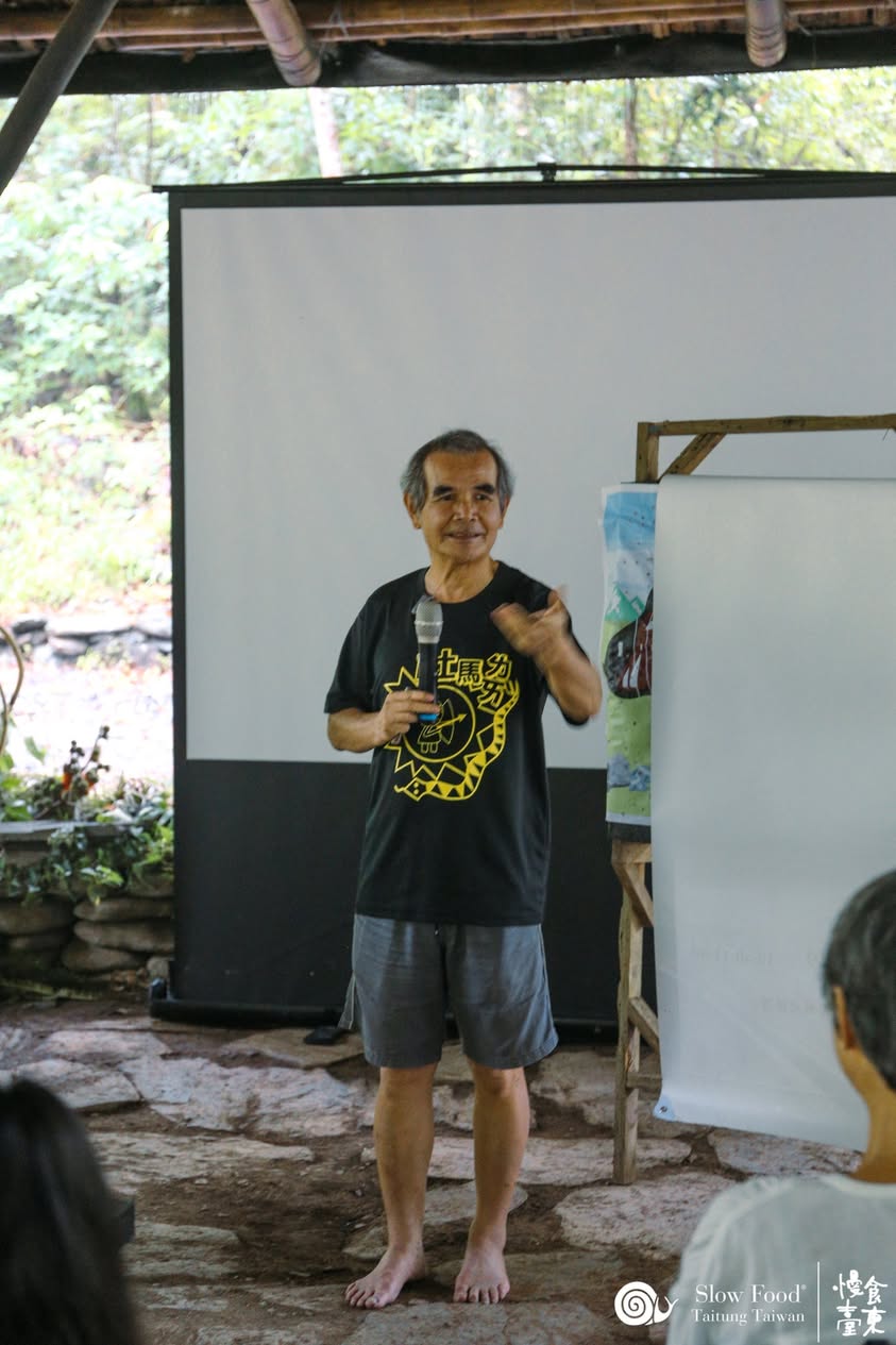 鄭漢文校長 則是部落教育工作者,長年走進原住民族的植物文化與信仰,習慣用親切的語言,帶大家看見植物背後的故事與世界觀。